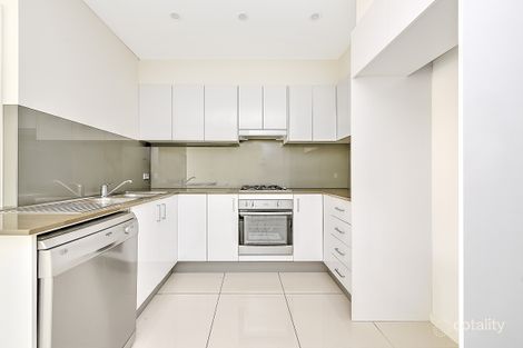 Property photo of 17/232 Targo Road Toongabbie NSW 2146