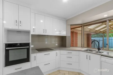 Property photo of 1 Roscrow Court Clare SA 5453