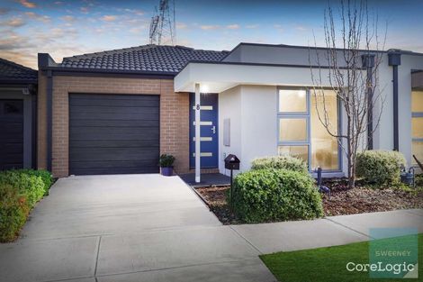 Property photo of 8 Somers Street Fraser Rise VIC 3336