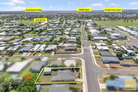 Property photo of 42 Mayfair Drive Emerald QLD 4720