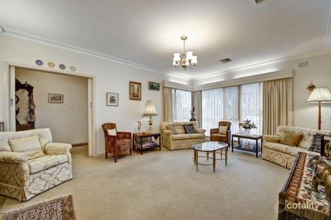 Property photo of 6 Farquharson Street Mount Waverley VIC 3149