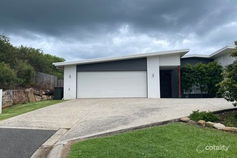 1/8 Lemon Myrtle Pl, Woombye, QLD 4559