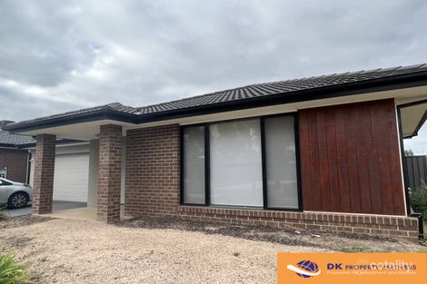 Property photo of 2 Angove Drive Tarneit VIC 3029