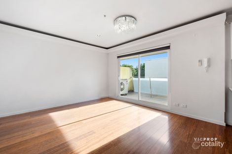 Property photo of 23/800 Elgar Road Doncaster VIC 3108