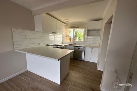 Property photo of 2/6 Swansea Grove Mornington VIC 3931