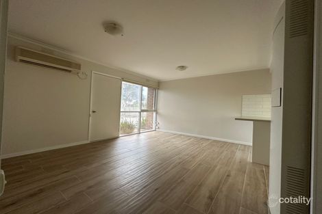 Property photo of 2/6 Swansea Grove Mornington VIC 3931