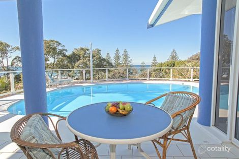 Property photo of 46 Norman Hill Drive Korora NSW 2450