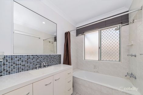 Property photo of 9 Tartan Place Rasmussen QLD 4815