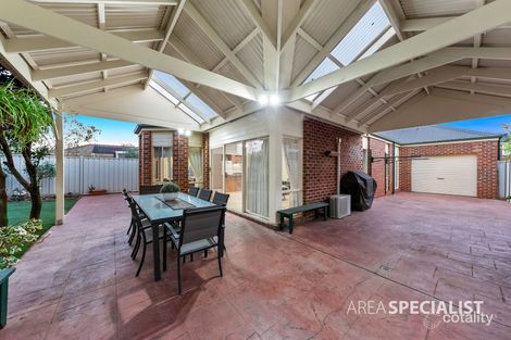 Property photo of 34 Ranmore Grove Caroline Springs VIC 3023