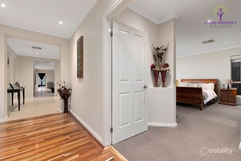 Property photo of 31 Fairbridge Road Point Cook VIC 3030