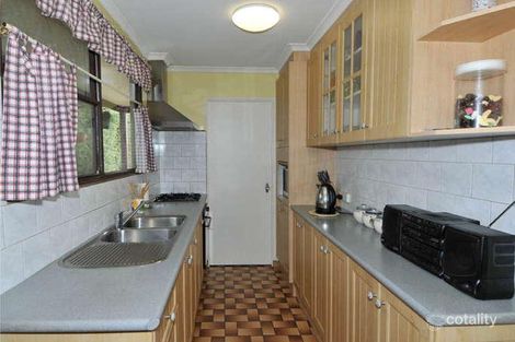 Property photo of 18 Nareen Avenue Coolaroo VIC 3048