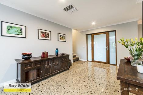 Property photo of 8 Tregenna Place Gooseberry Hill WA 6076