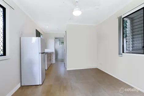 Property photo of 21 Hardwick Street Wynnum West QLD 4178