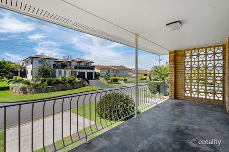 Property photo of 8 Lewana Street Mansfield QLD 4122