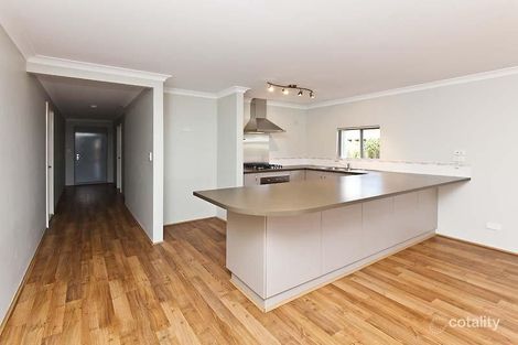 Property photo of 6 Blossom Court Seville Grove WA 6112