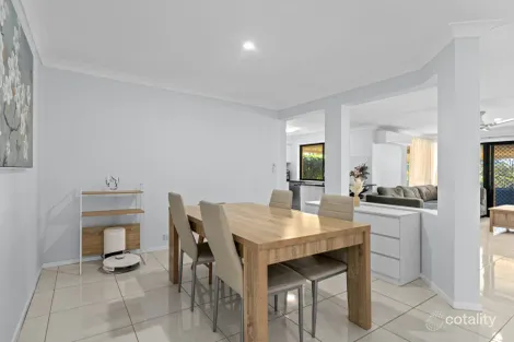 Property photo of 10 Willowtree Drive Flinders View QLD 4305