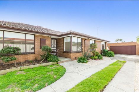 Property photo of 16 Rossdale Street Craigieburn VIC 3064