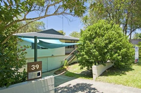 Property photo of 39 Kinarra Street Ashmore QLD 4214