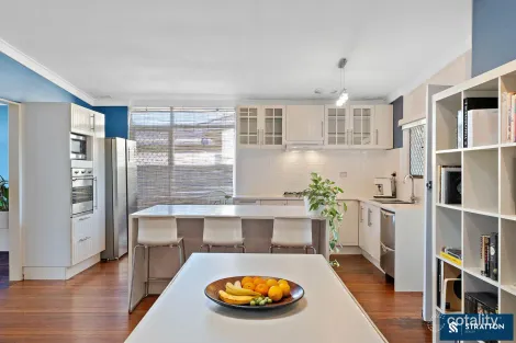 112 Watling Ave, Lynwood, WA 6147