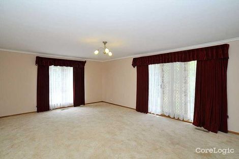 Property photo of 92 Wakley Crescent Wantirna South VIC 3152