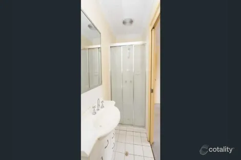 Property photo of 2/61 Westerham Street Taringa QLD 4068