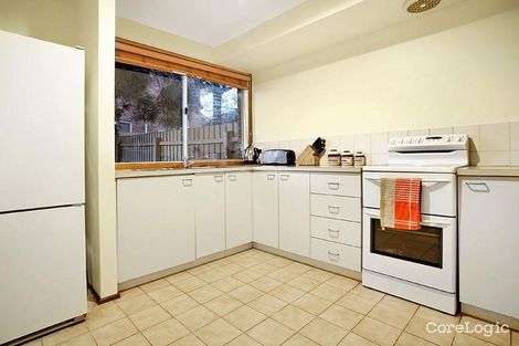 Property photo of 30 Jamieson Avenue Footscray VIC 3011