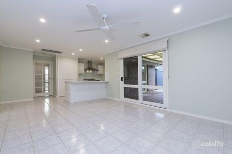 Property photo of 8 Watts Court Melton West VIC 3337