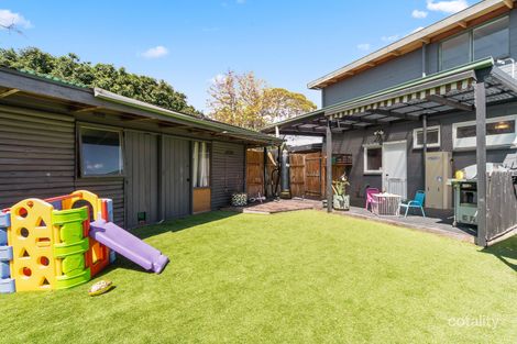 Property photo of 6 Corowa Place Frankston VIC 3199