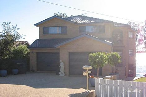 24 Scott Rd, Mannering Park, NSW 2259