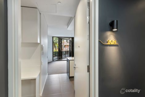 Property photo of 208/232 Wellington Road Kangaroo Point QLD 4169