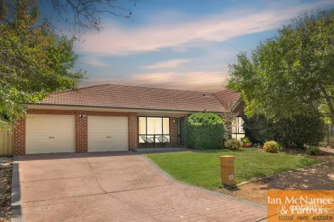 Property photo of 2 Kowen Place Jerrabomberra NSW 2619