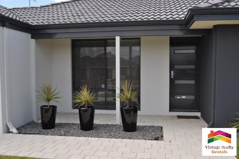 Property photo of 32 Plaistowe Boulevard Byford WA 6122