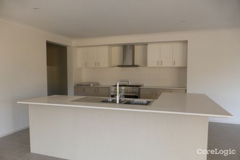 Property photo of 60 Dingo Street Point Cook VIC 3030