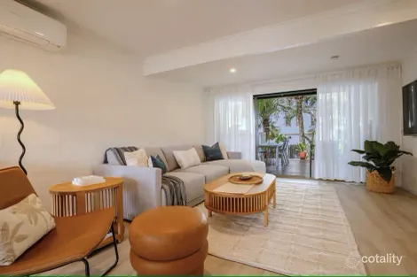 Property photo of 2/2 Dolphin Crescent Noosaville QLD 4566