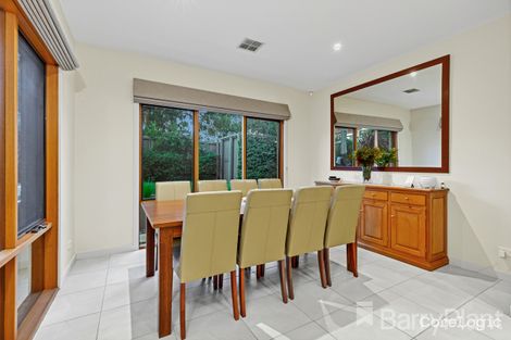 Property photo of 7 Evan Smith Close Macleod VIC 3085