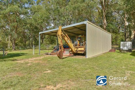 Property photo of 18 Elizabeth Way Hill Top NSW 2575