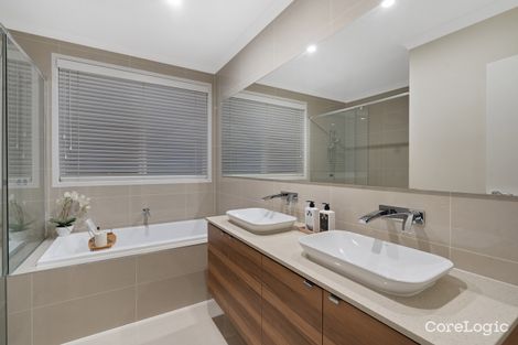 Property photo of 136 Parklands Circuit Rochedale QLD 4123