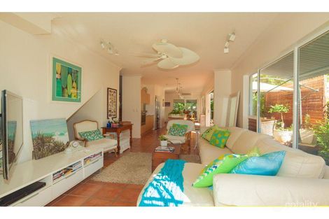 Property photo of 2/3 William Street Noosaville QLD 4566