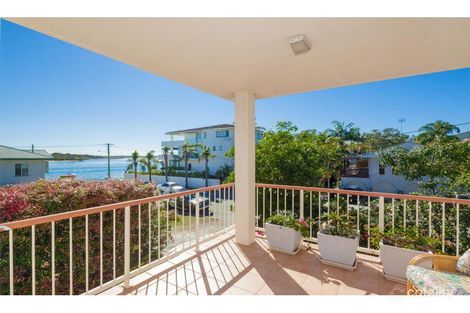 Property photo of 2/3 William Street Noosaville QLD 4566