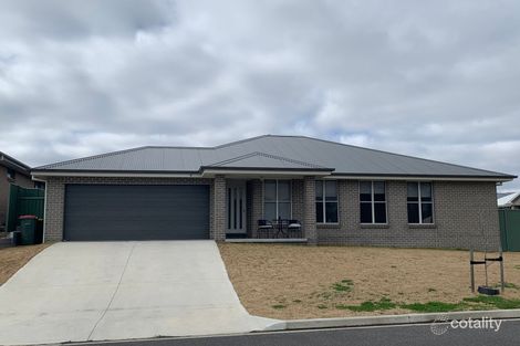 18 Governors Pde, Windradyne, NSW 2795