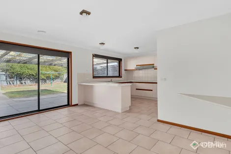 Property photo of 19 Kathleen Crescent Hoppers Crossing VIC 3029