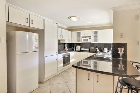 Property photo of 22 Pyramus Circuit Rosemeadow NSW 2560