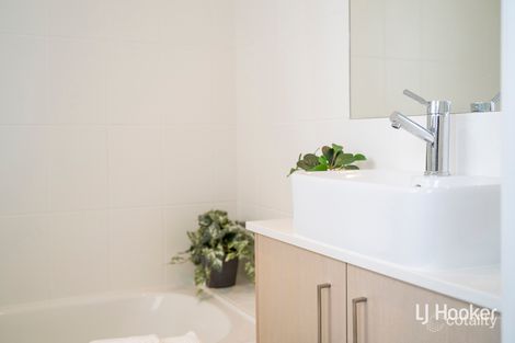 Property photo of 14/4 Annie Douglas Street Casey ACT 2913