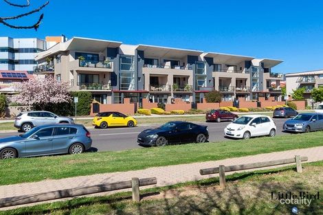 24/1 Drew St, Greenway, ACT 2900