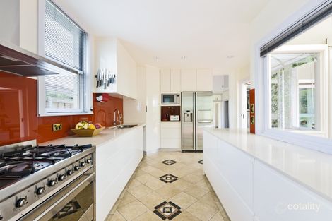 Property photo of 2 Woods Parade Fairlight NSW 2094