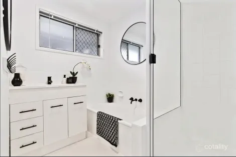 Property photo of 11 Kerwalli Street Deception Bay QLD 4508