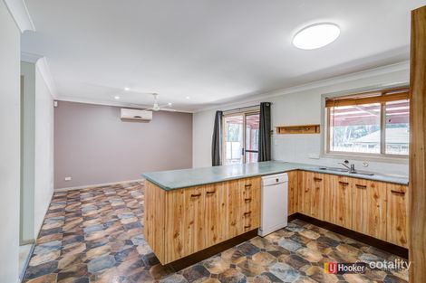 Property photo of 16 Rochelle Court Edens Landing QLD 4207