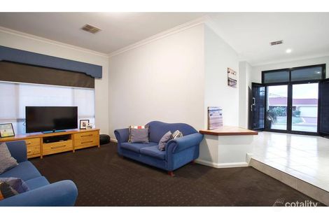 Property photo of 20 Callara Vista Success WA 6164