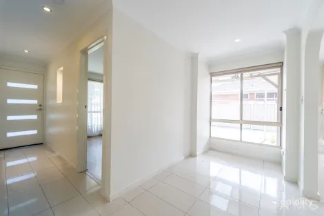 Property photo of 57 Ashleigh Crescent Meadow Heights VIC 3048