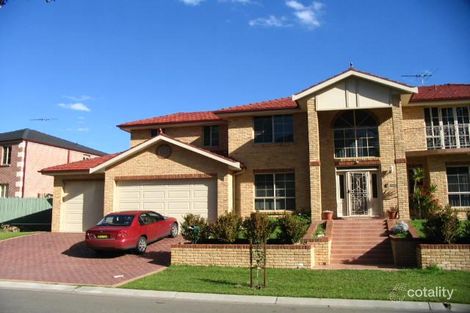 Property photo of 2 Highfield Place Beaumont Hills NSW 2155